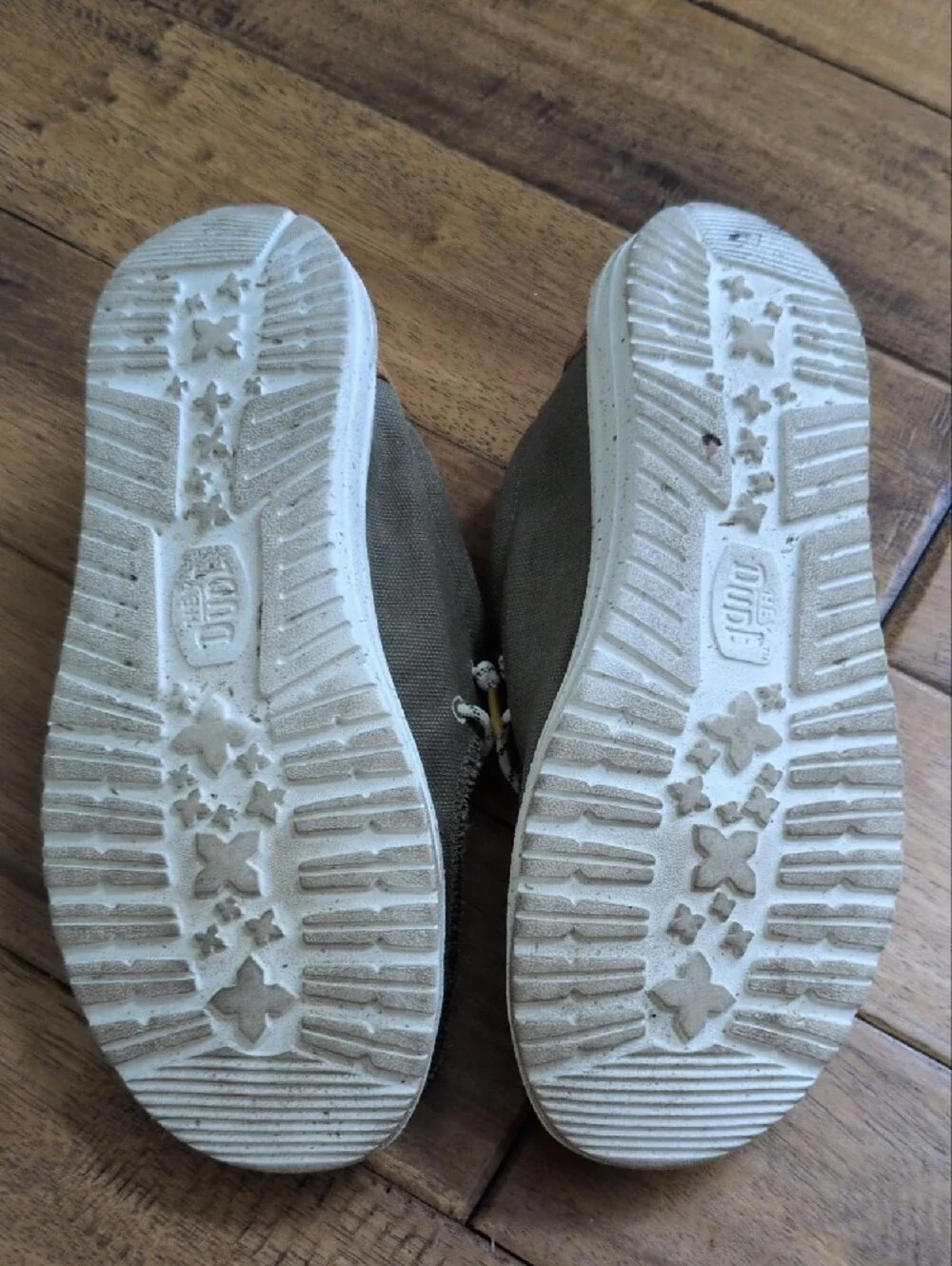 Hey Dude Wally Break Hey Day Logo Badge Slip-On Shoes